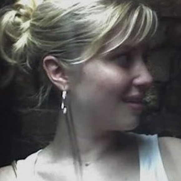 Meet your Posher, Lauren - Picture 1 of 1